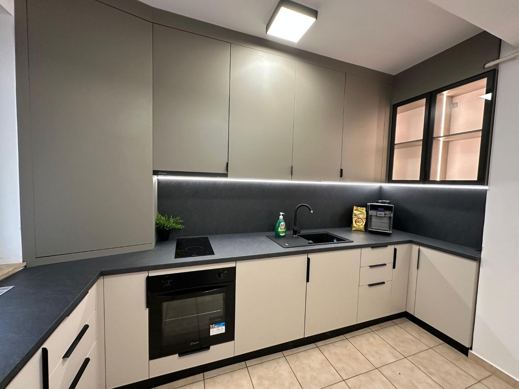 Centru Unirii Luxury Vip Palmier Apartament 2 Camere Cu Terasa Exterioara Amenajata ! Parcare Subterana Privata Climatizata Si Supravegheata Video Dar Doar Cu Rezervare In Limita Locurilor Disponibile !Proprietate In Regim Hoteliep - Nu Are Bucatarie Bukurešť Exteriér fotografie